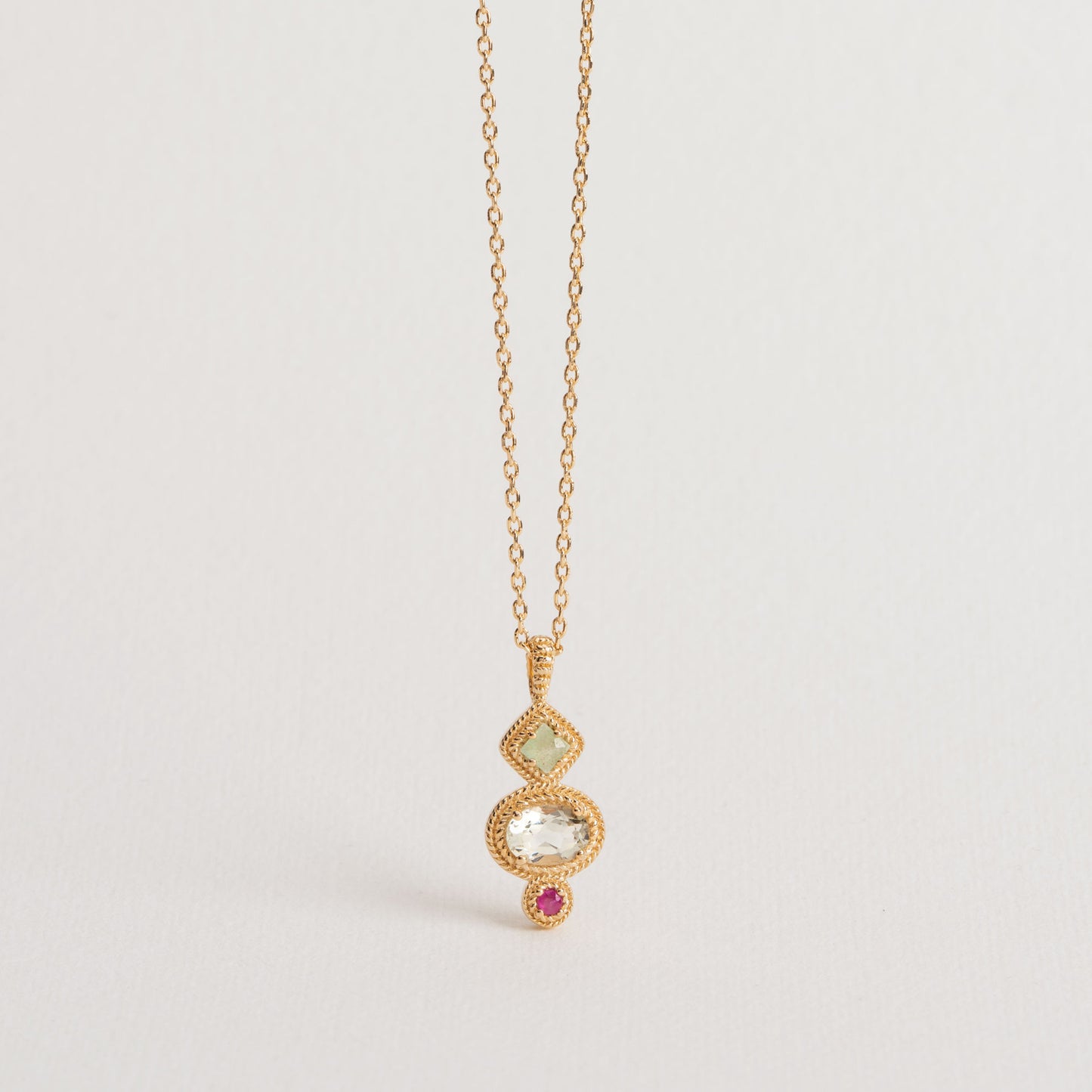 COLLIER COURTNEY