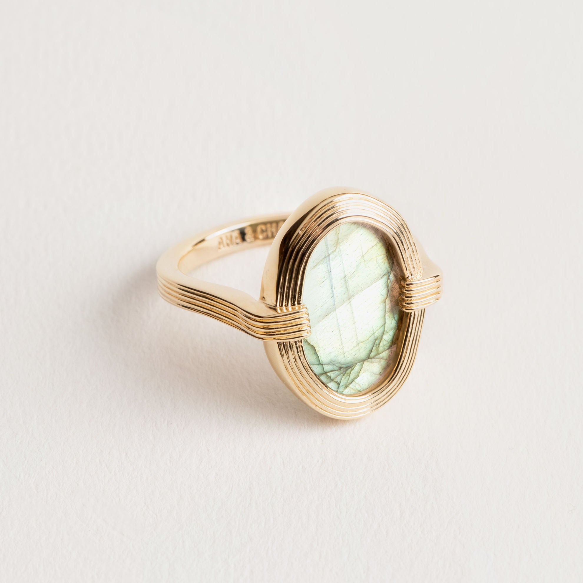 BAGUE LUZIA
