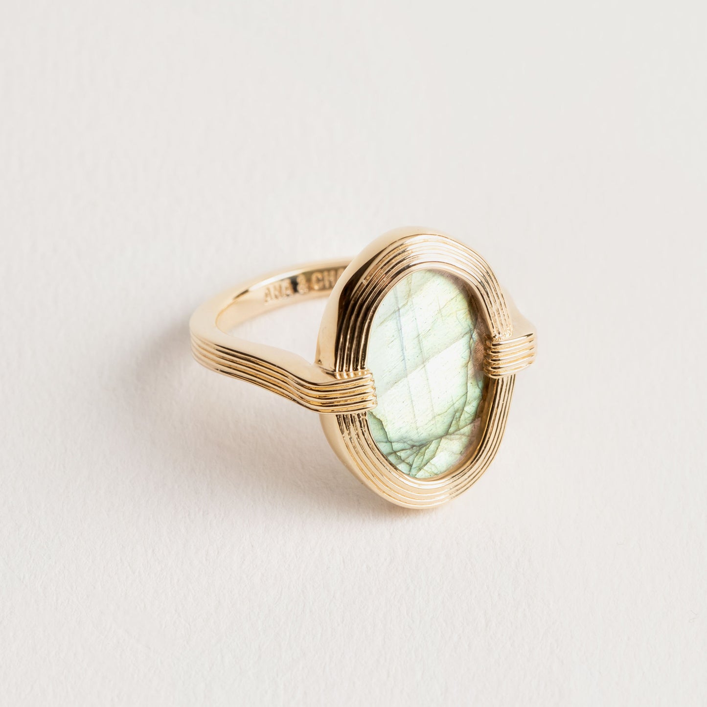 BAGUE LUZIA