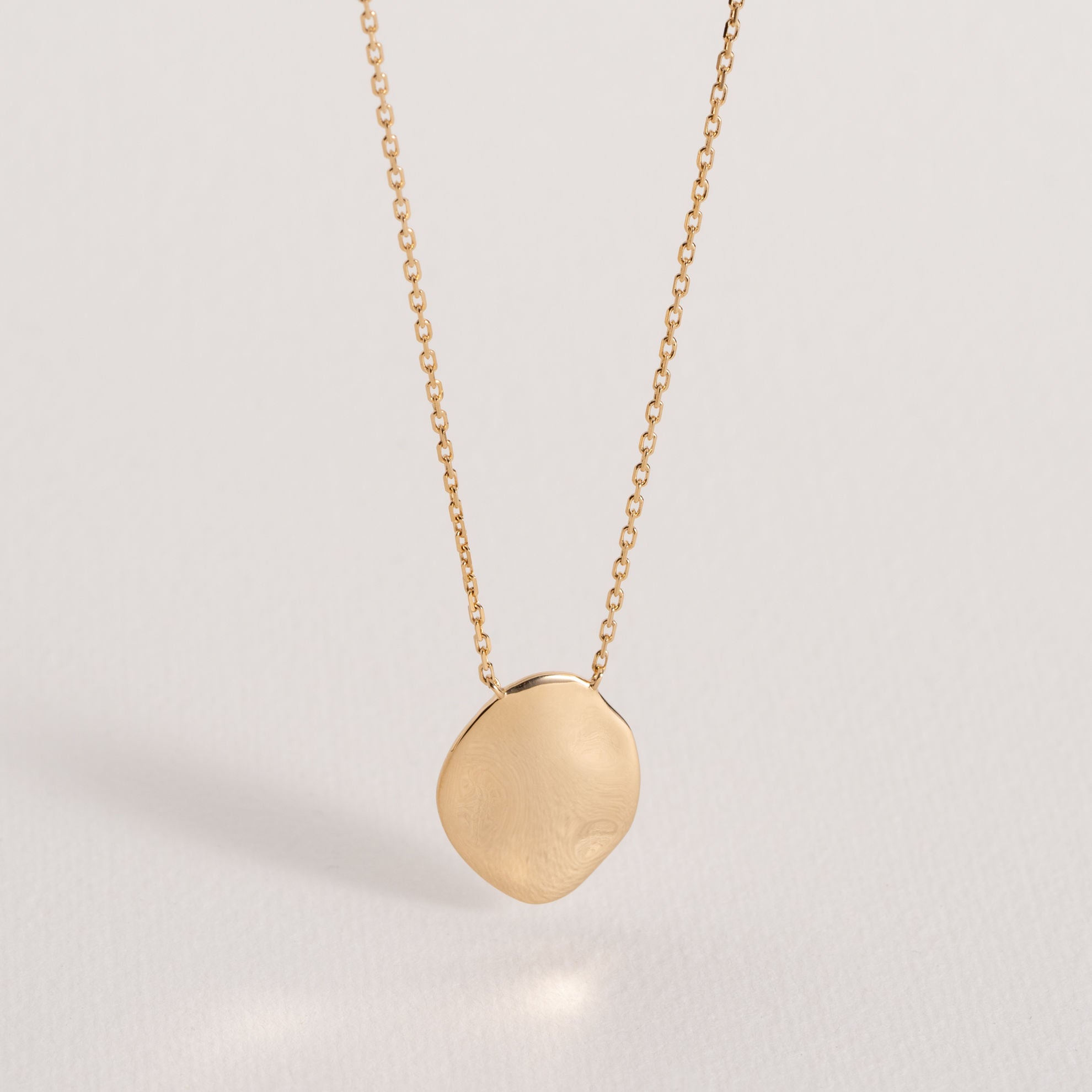 COLLIER COLETTE