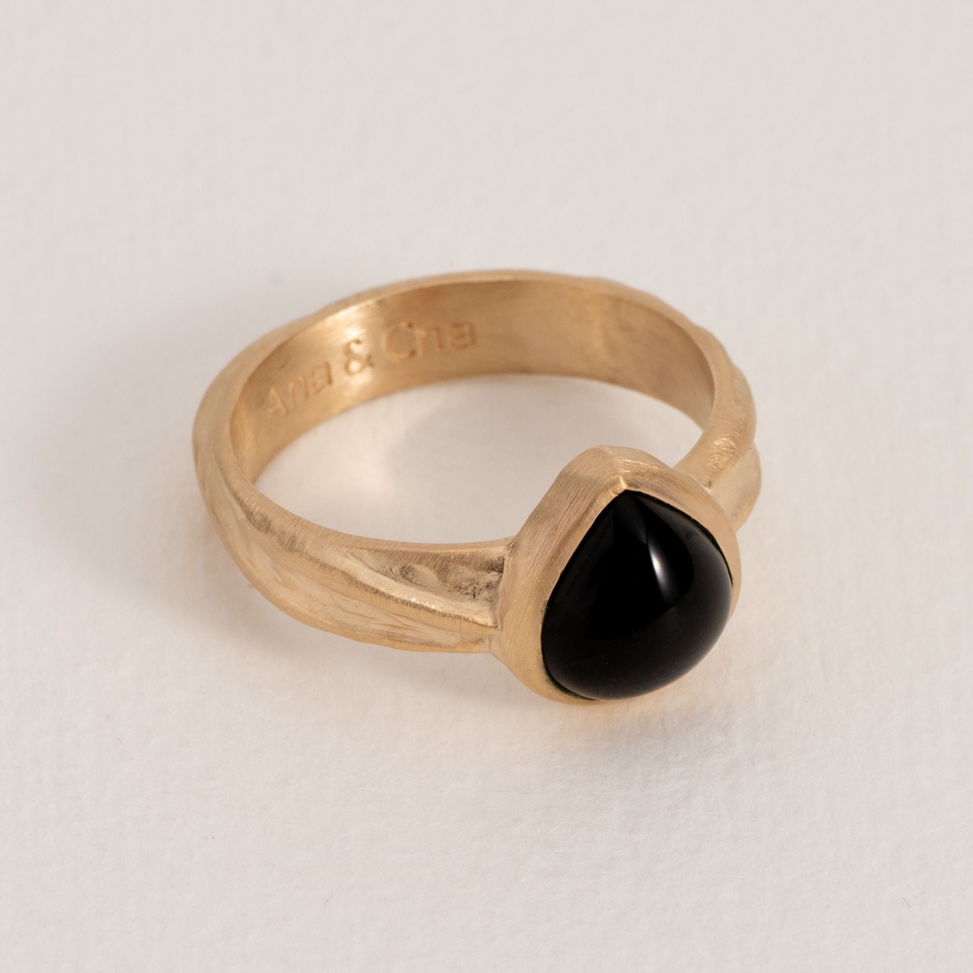 ISAURE BLACK AGATE RING
