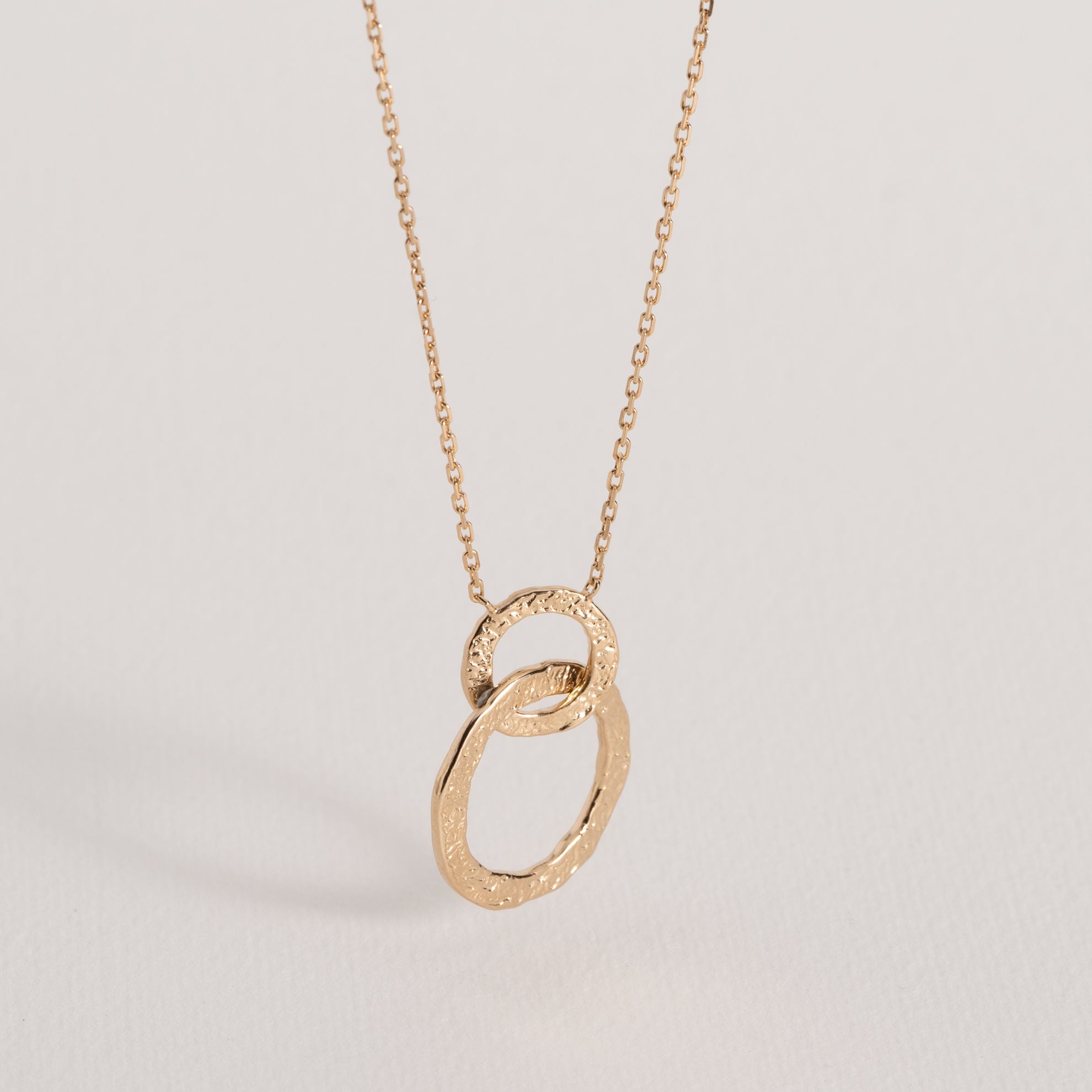 COLLIER JEANNE