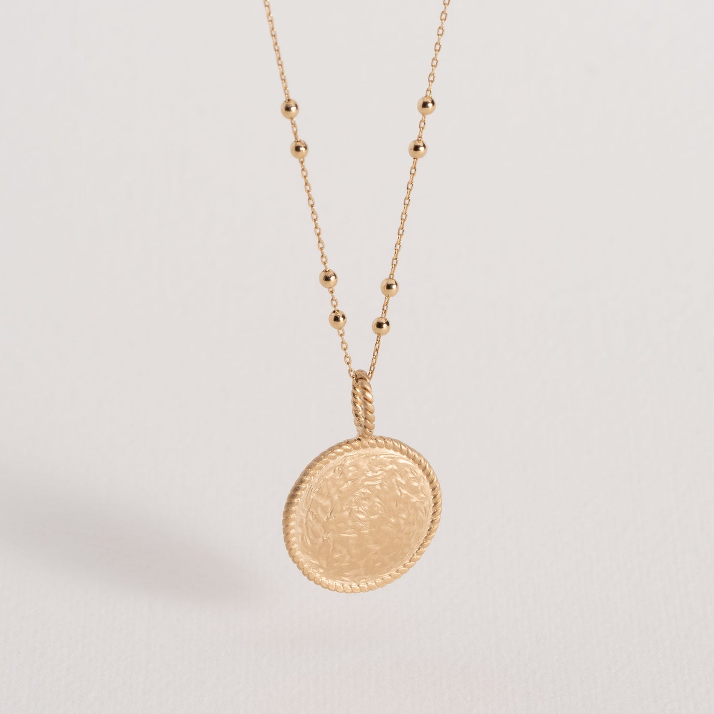 PENDENTIF MADELEINE