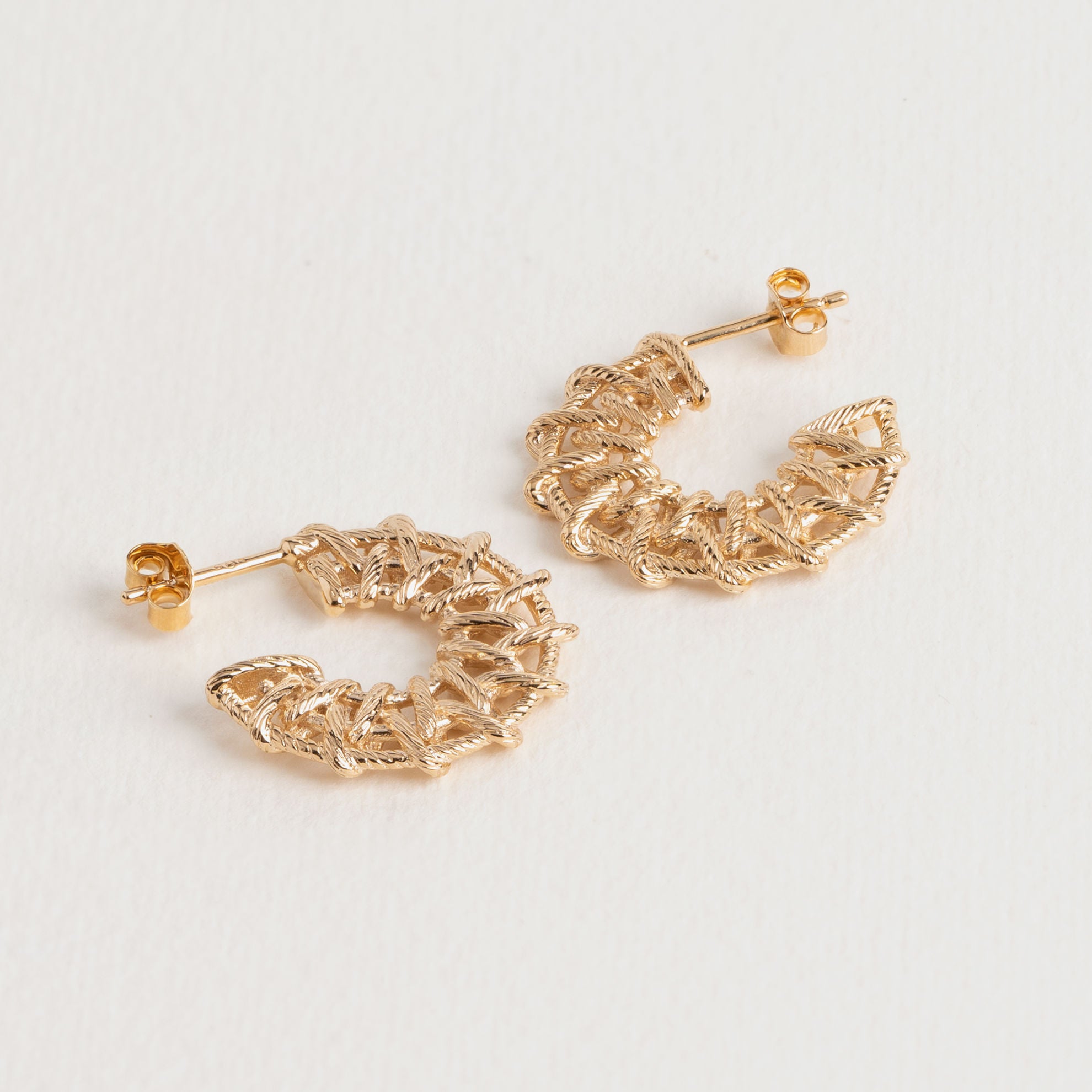 SARAH HOOPS
