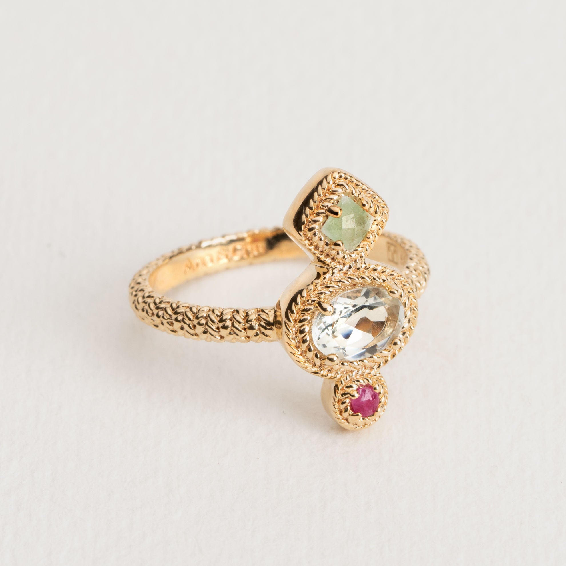 BAGUE  COURTNEY