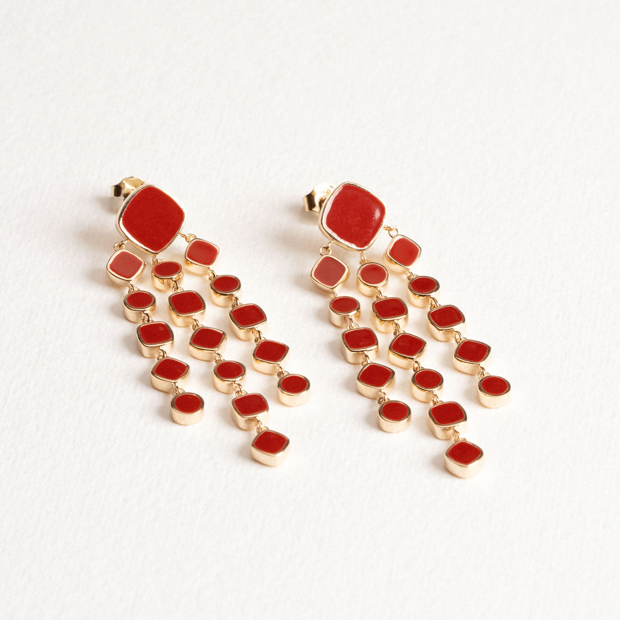 RED LACQUERED ALBA EARRINGS