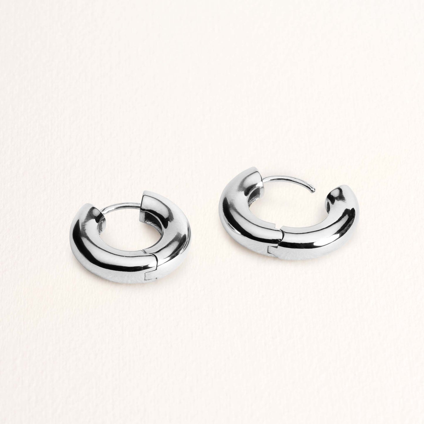 GERI MINI HOOPS