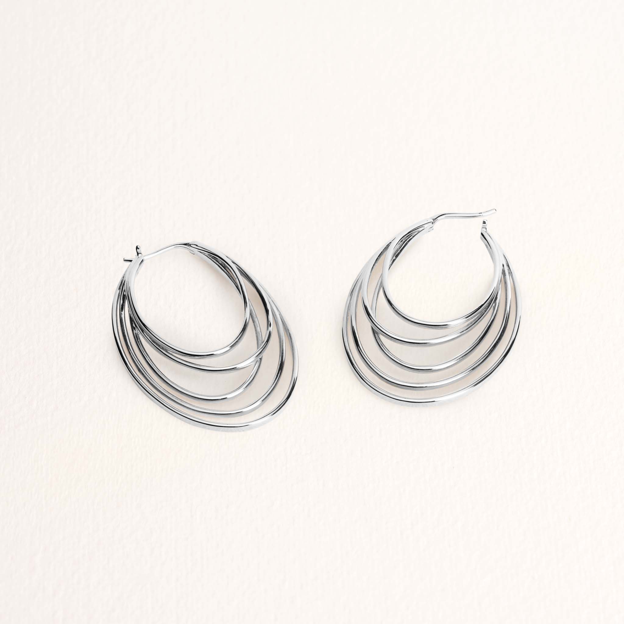 KAREN HOOPS