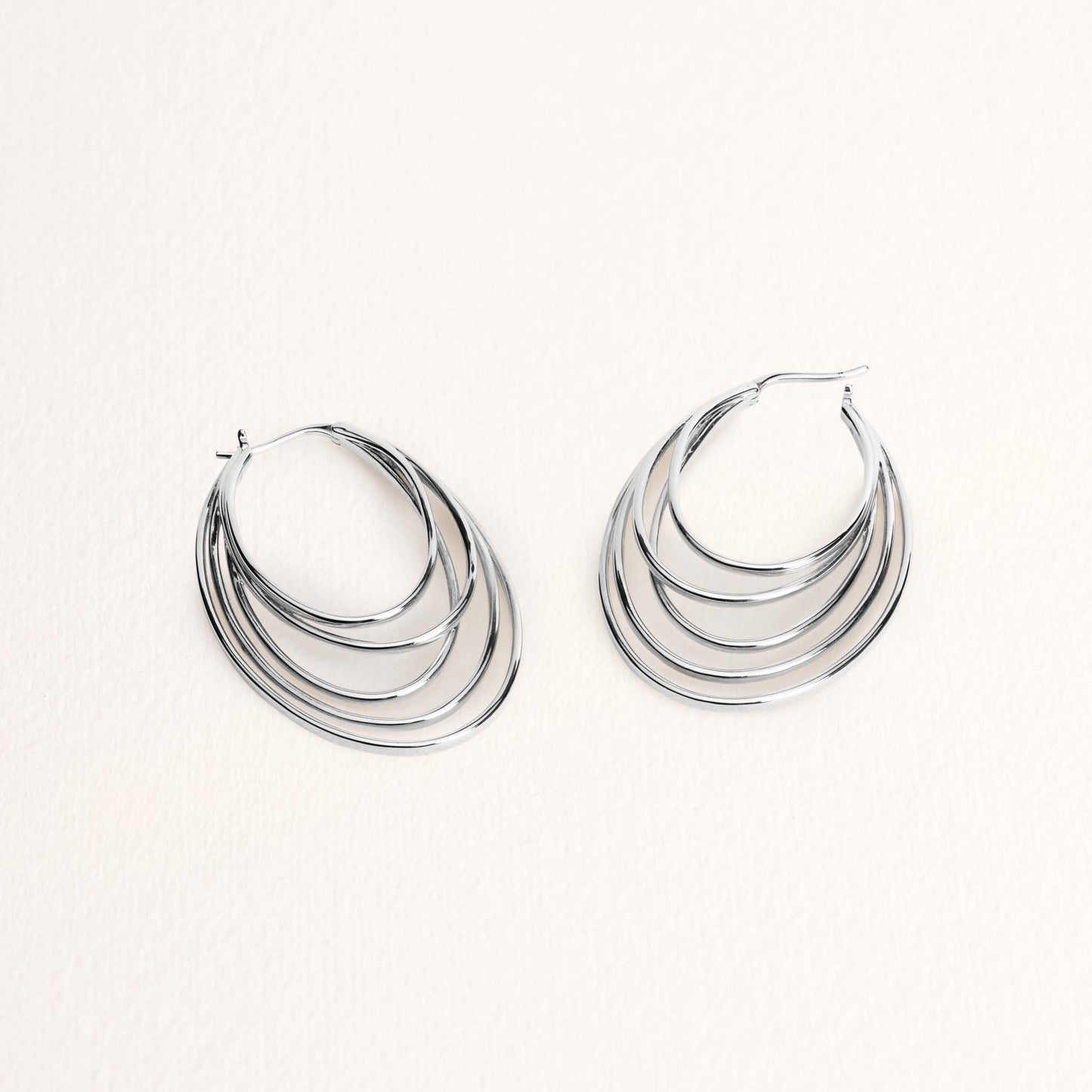 KAREN HOOPS
