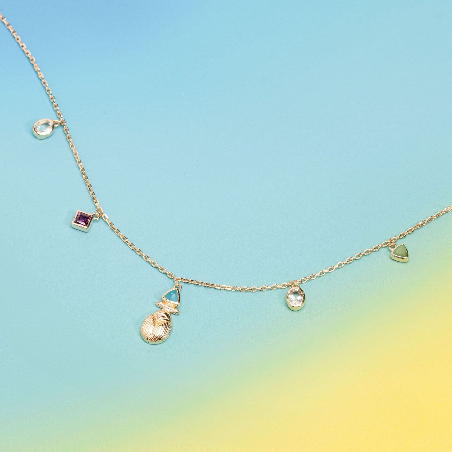 COLLIER LILI