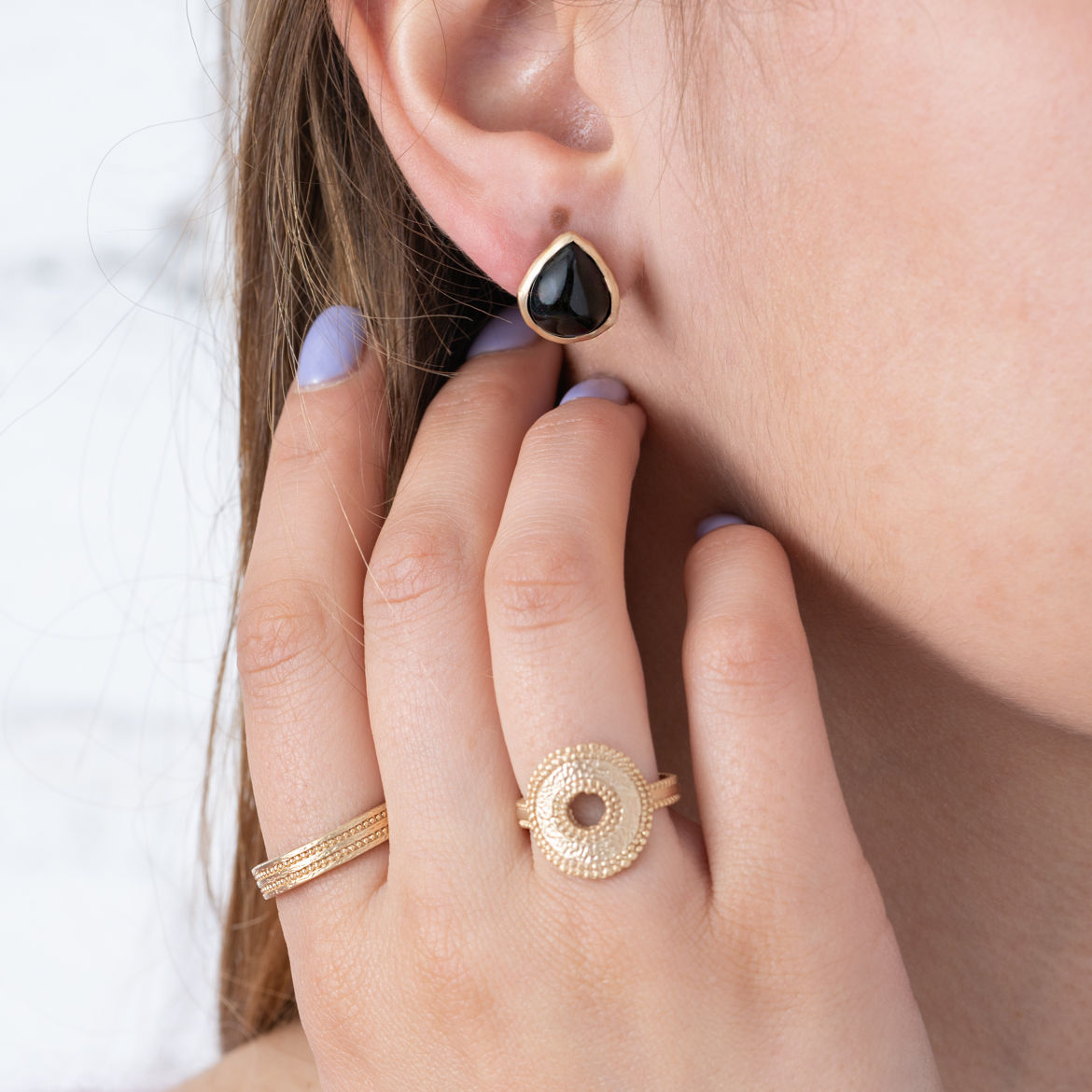 Image de PUCES ISAURE AGATE NOIRE